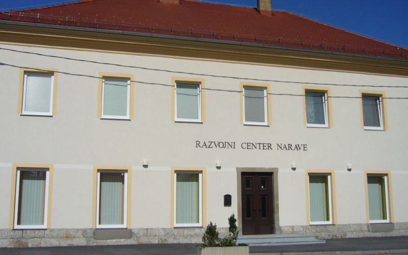 1463548556_razvojni_center_narave.jpg