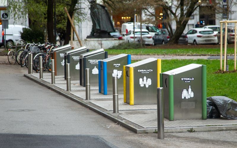 smetnjaki, potopni, Ljubljana, smeti