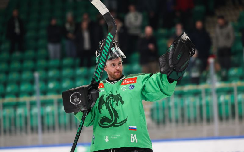 lukas horak olimpija hokej 25 af.jpg