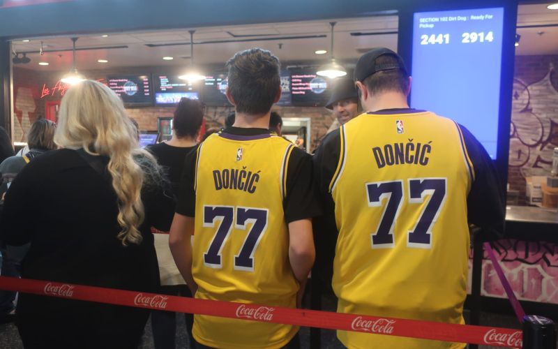 luka doncic dresi.jpg
