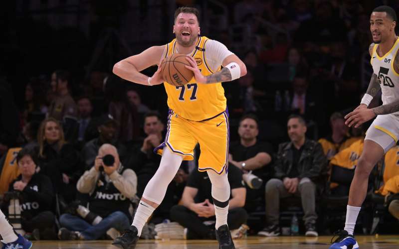luka doncic podaja.jpg