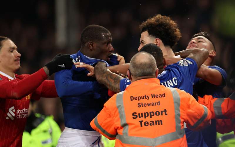 liverpool everton.jpg