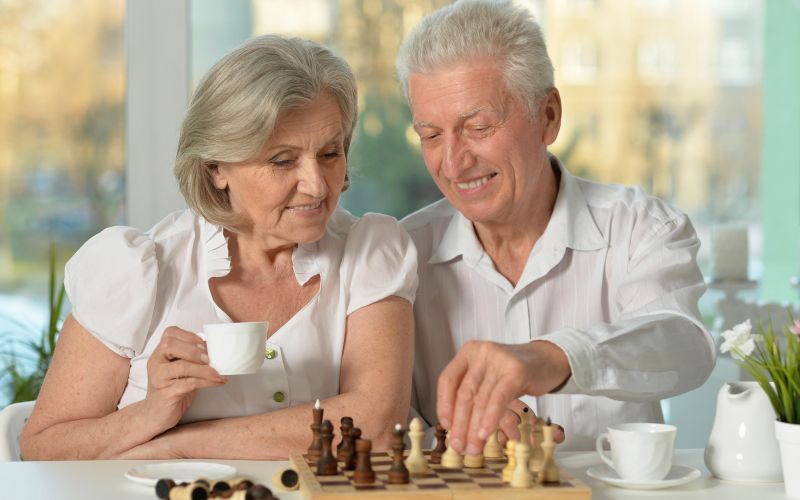 šah, starejši par, demenca, možgani