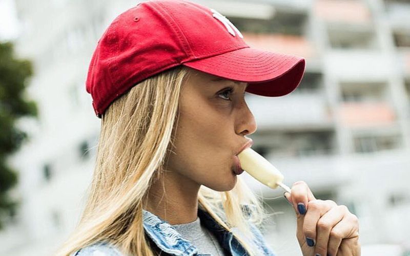 rebeca sramkova.jpg