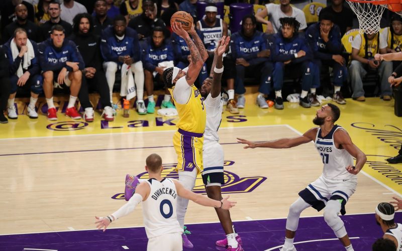 anthony davis rudy gobert naz reid.jpg