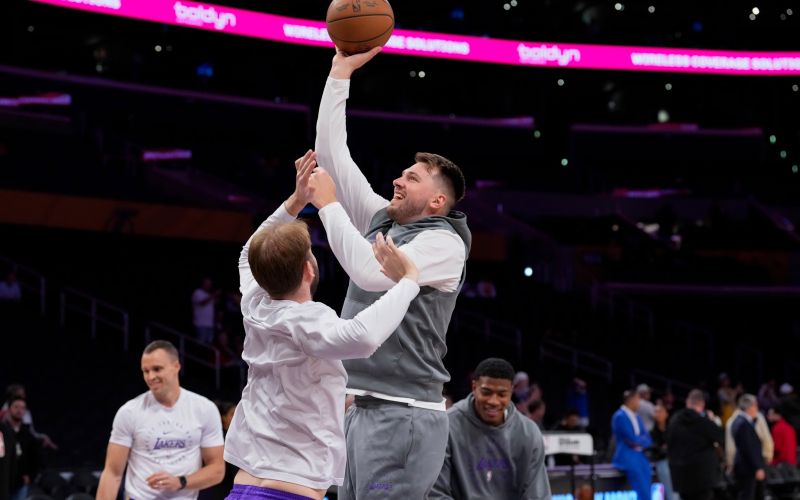 luka doncic lakers dallas3.jpg