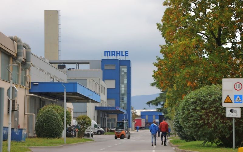 930855_046-mahle7.jpg