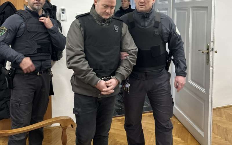 1741001896_dz-tomaz1-_trikolonska_ali_večja.jpg