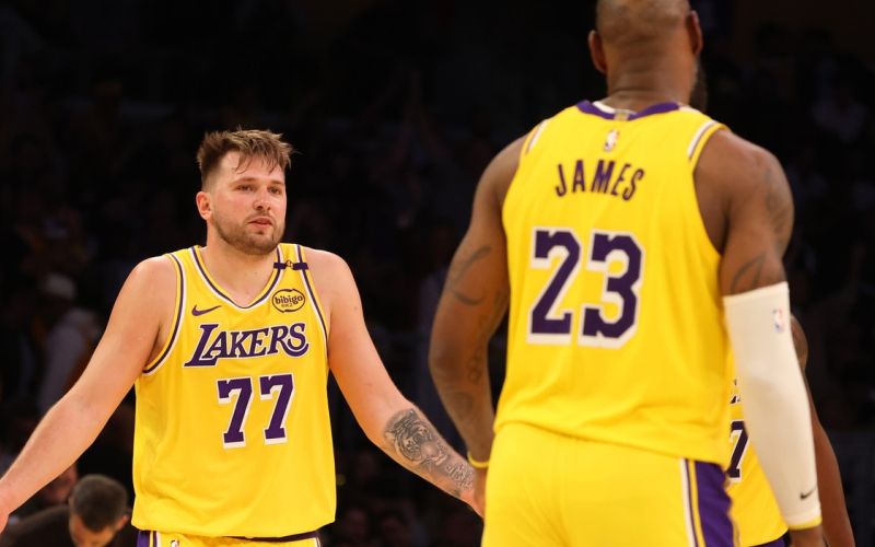 lebron james luka doncic.jpg