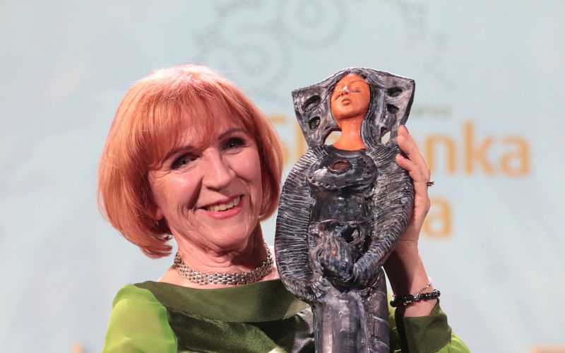 slovenka leta, Jolanda Grom Ravnikar - Ponosna zmagovalka s kipcem,