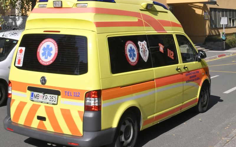 ukc maribor reševalno vozilo.JPG