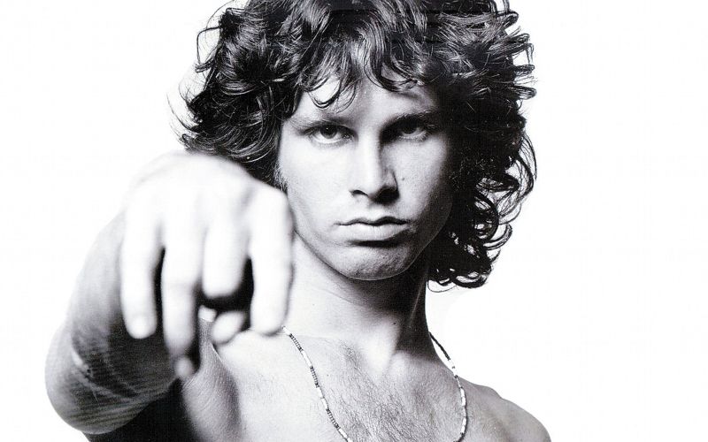 Jim Morrison – glas upora, poezije in neukrotljive karizme