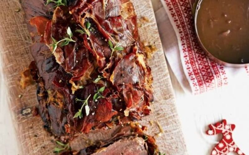 pljucna-pecenka-s-hrenom-in-prsutom