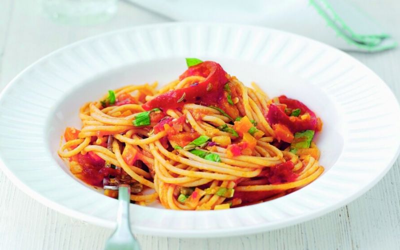 spageti-z-zelenjavo-1_1115x560_acf_cropped.jpg