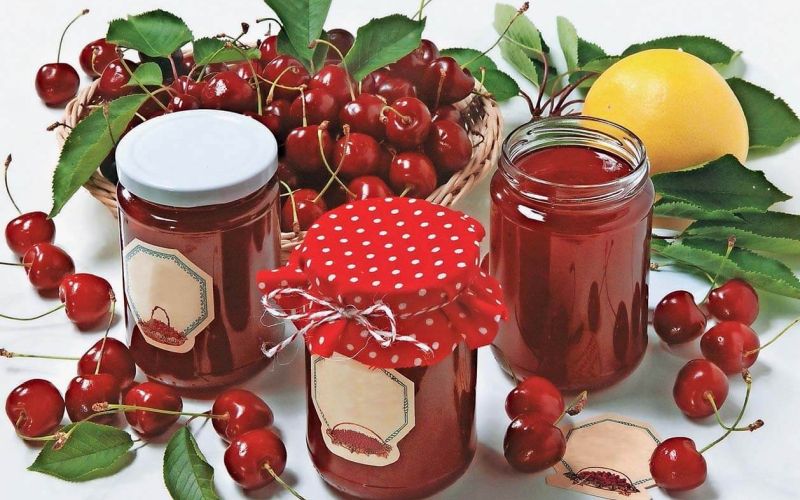Kirschen-Grapefruit-MarmeladeeinseitigProd. 8/012001 06 28