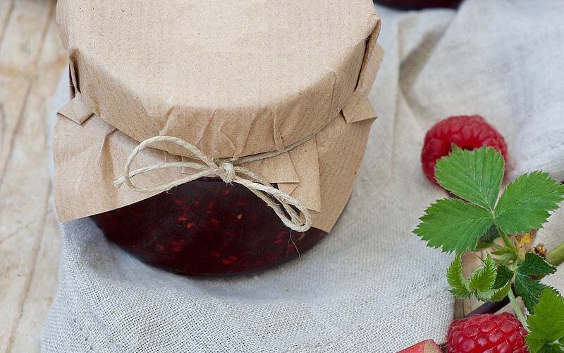 csm_Rhabarber_Himbeer_Vanille_Marmelade_SweetsLifestyle_2019_97317b7413