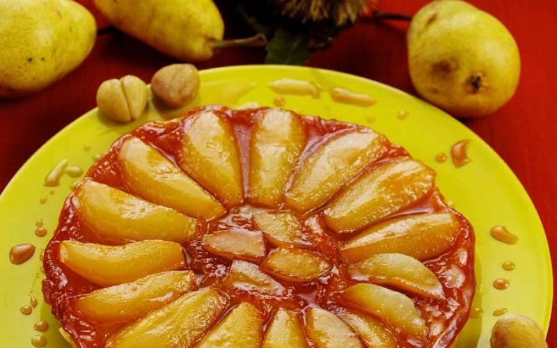 Birnentarte mit gefülltem Blätterteig