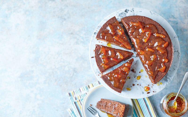 Sticky chocolate cake