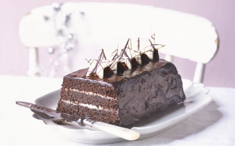 cokoladni-kolac-z-zvezdami_558x620_acf_cropped