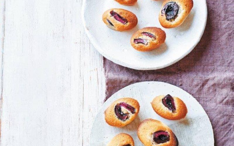 GFO0617-Brown_butter&cherry_friands2