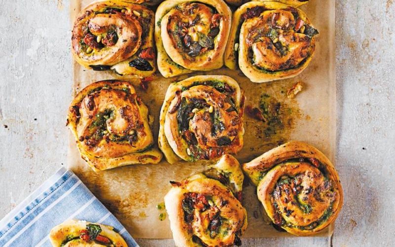 polzki s sirom in pestom