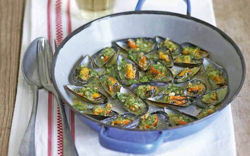 Crunchy baked musselsP110-114