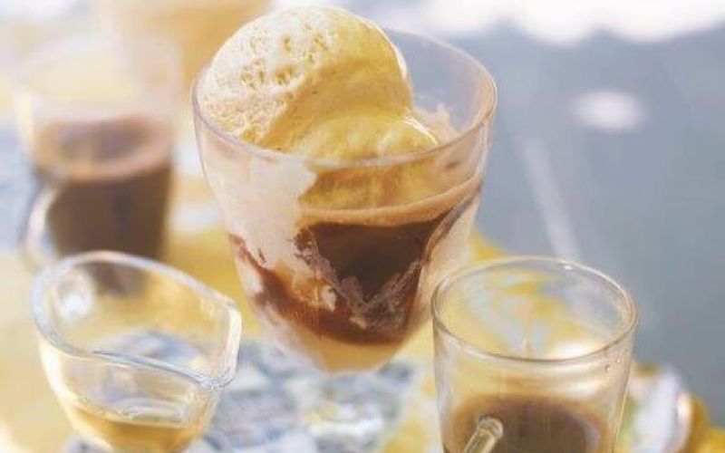 LI1762955@Ice-cream-cafe_558x620_acf_cropped-2