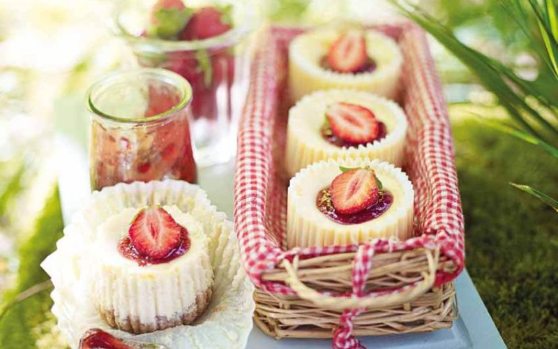 little strawberry cheesecakeslet's eat outdoorsweekend