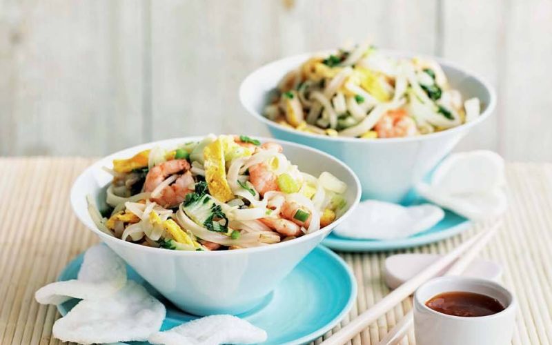 one pan prawn pad thai