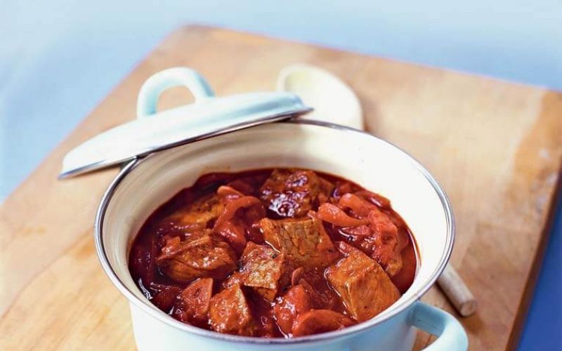 beef in red wine sauce