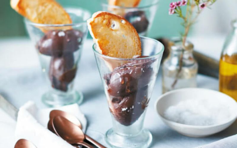 161118_BBC_GOOD_FOOD_DIANA_HENRY_TOMS_TECHNIQUES_0057_558x620_acf_cropped-1
