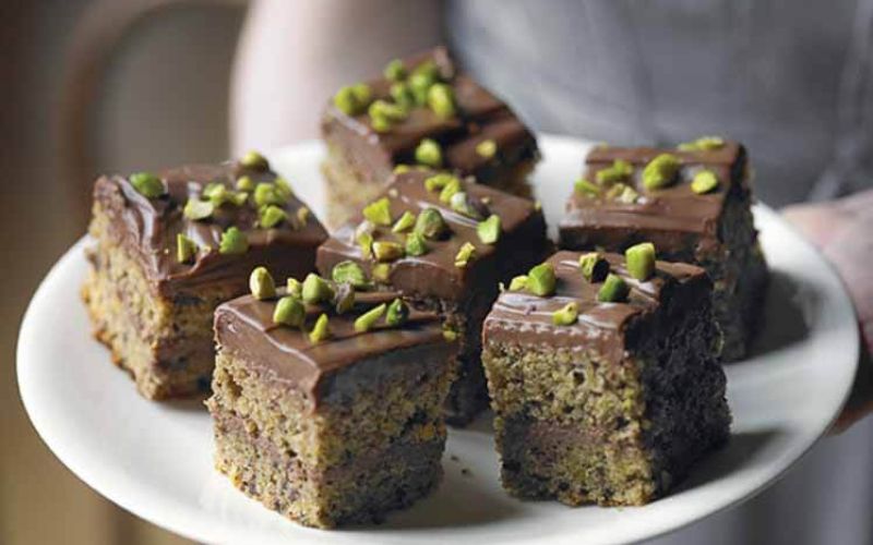 pistachio and milk chocolate squares