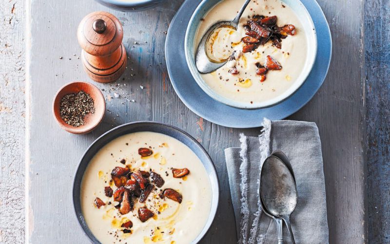 Tom’s festive kitchen