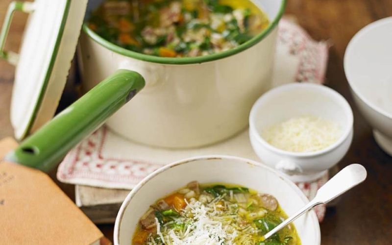 walkers wild mushroom bacon barly broth