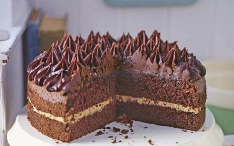 cokoladna-torta-s-karamelno-masleno-kremo_558x620_acf_cropped