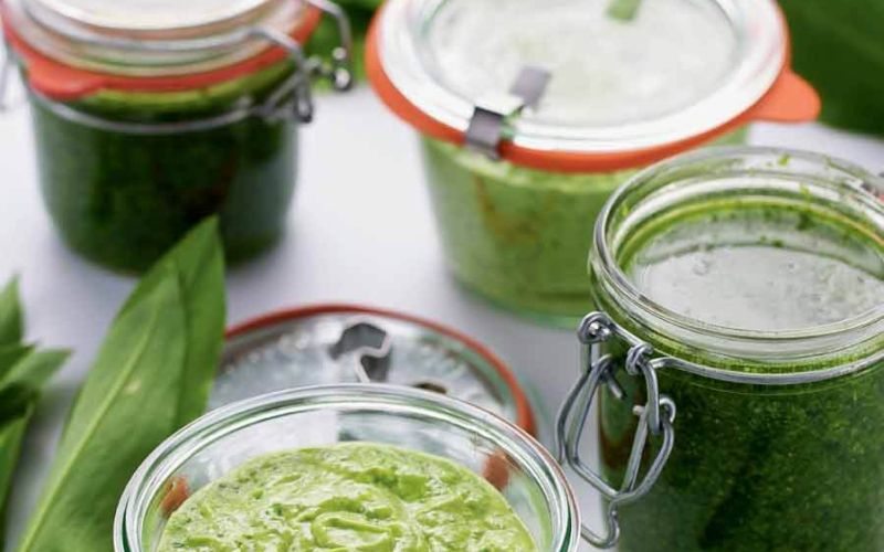 Bärlauchbutter und Bärlauchpesto