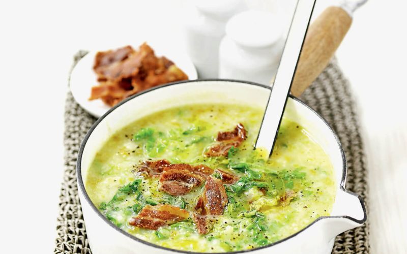 Potato and Savoy cabbage soup with baconP22-26