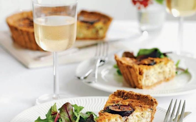 fig and cheese tart