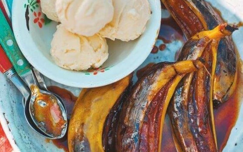 Bananas_f2_558x620_acf_cropped