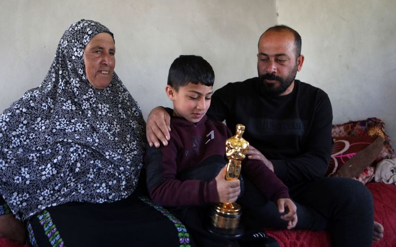 Hamdan Ballal - Hamdan Ballal se je po napadu in aretaciji že vrnil domov k družini.