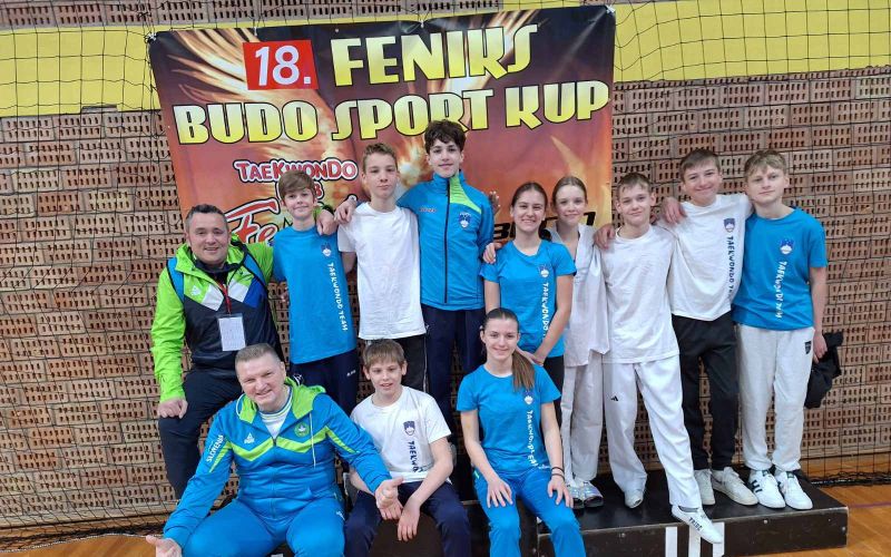 95-10-feniks.jpg