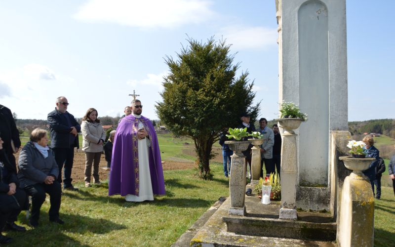 cepinci, spomeni, obletnica, letalski-bombni-napad