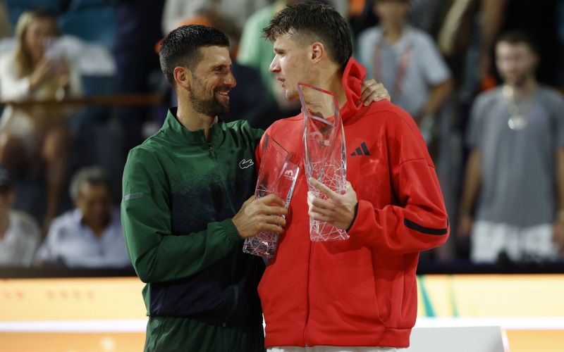 djokovic mensik.jpg