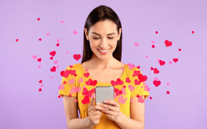 spletni-zmenki, telefon, zaljubljenost