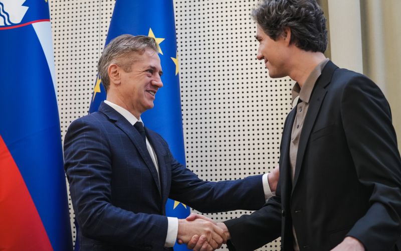 podpis, dogovor-o-pokojninski-noveli