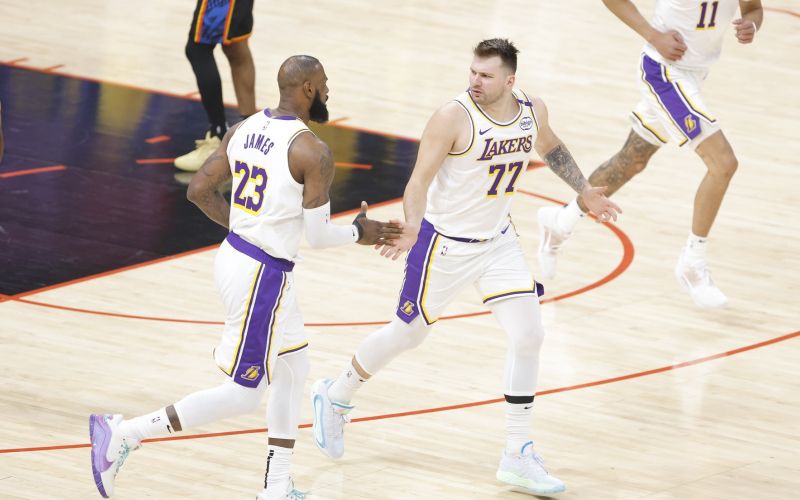 luka doncic lebron james.jpg