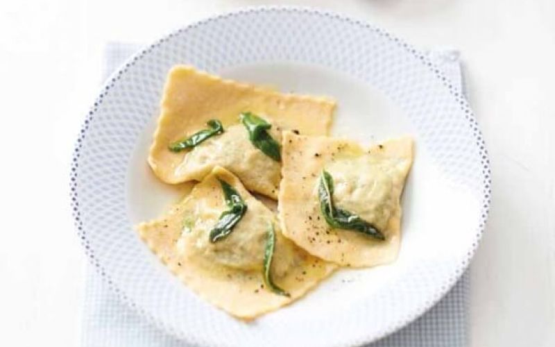 ravioli s spinaco