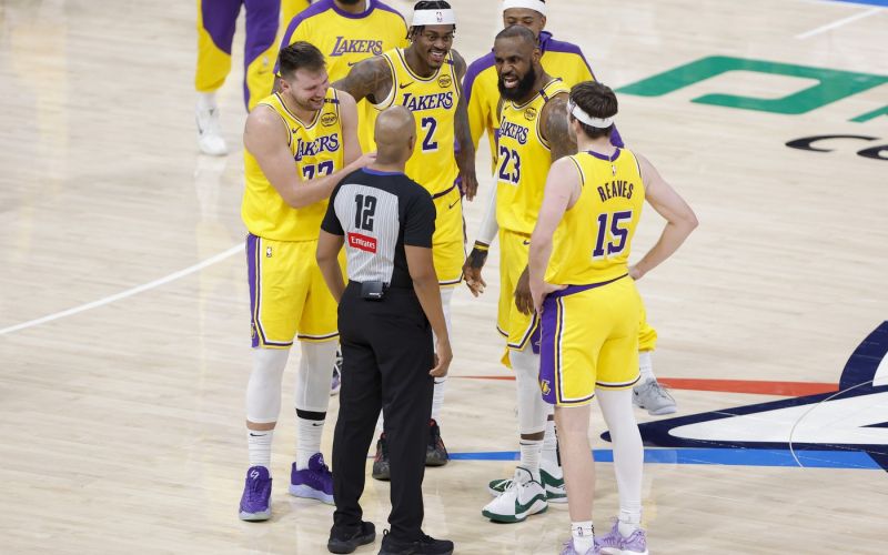 luka doncic sodnik.jpg