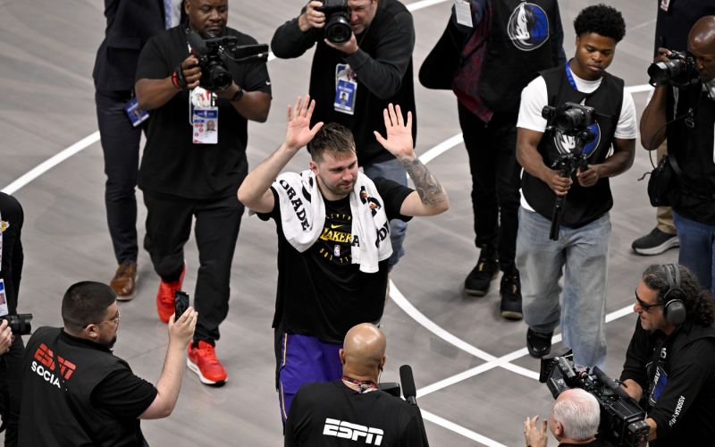 luka doncic navijaci pm.jpg