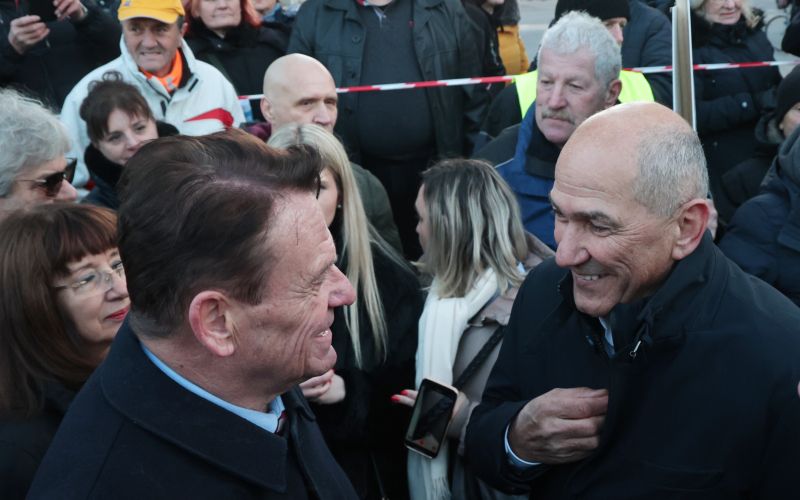 pavel Rupar, Janez Janša